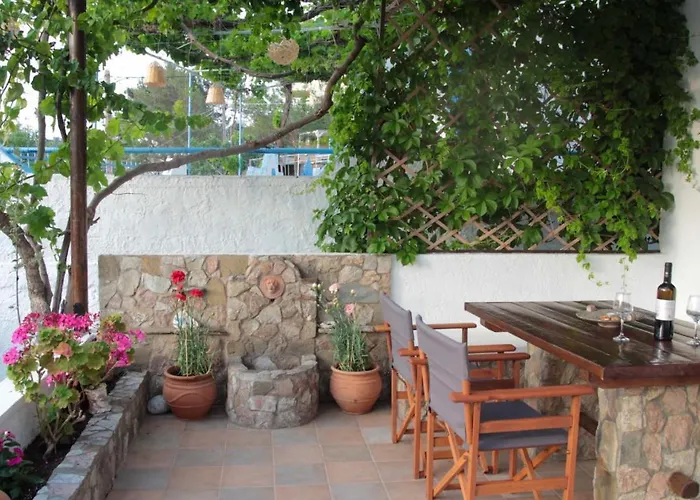 Nefeli Rhodes بيت للعطل *