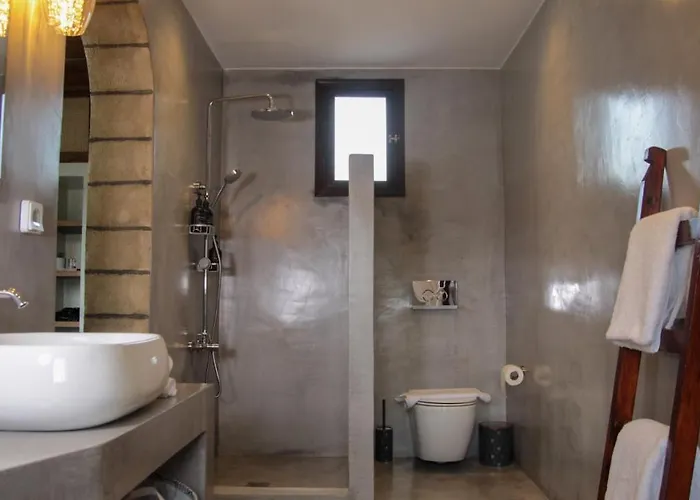 Nefeli Rhodes * Arhángelosz