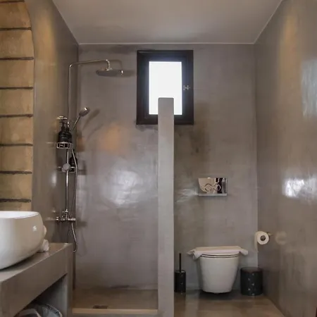 Nefeli Rhodes * 阿彻奇洛斯